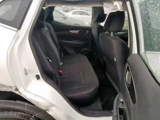 JN1BJ1CP2JW192463 2018 NISSAN ROGUE SPORT S-5