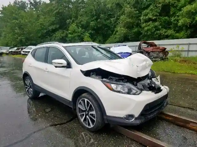 JN1BJ1CR8HW140203 2017 NISSAN ROGUE SPORT S-0