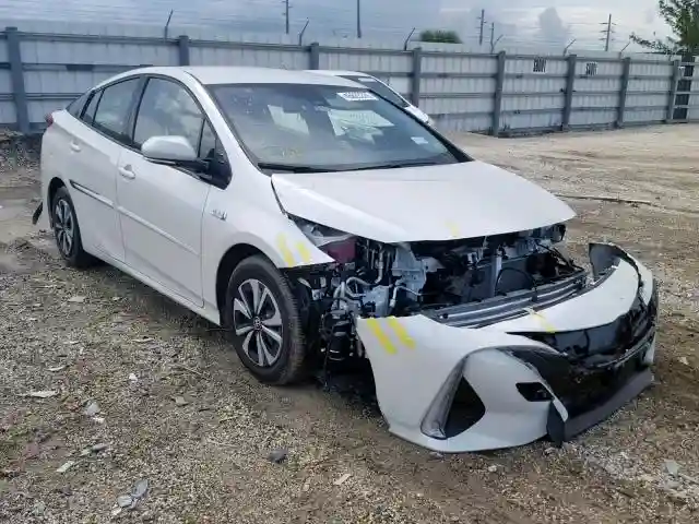JTDKARFP3J3085186 2018 TOYOTA PRIUS PRIME-0