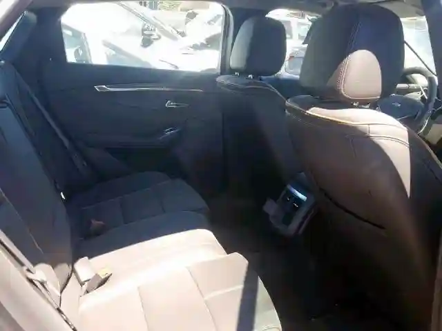 1G1105S38KU142139 2019 CHEVROLET IMPALA PREMIER-5