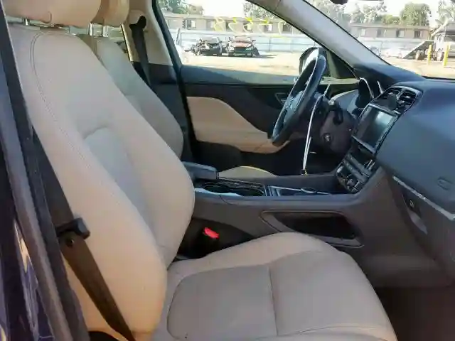 SADCJ2BN6HA091977 2017 JAGUAR F-PACE PREMIUM-4