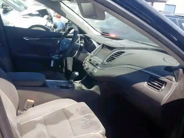 1G1105S38KU142139 2019 CHEVROLET IMPALA PREMIER-4