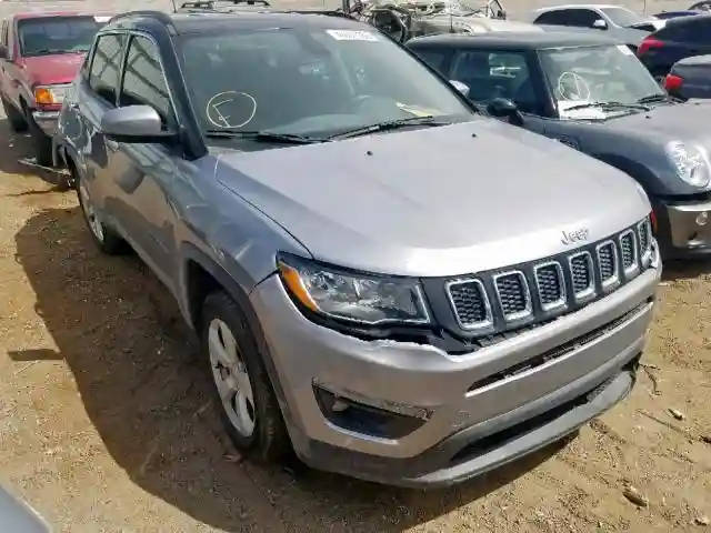 3C4NJDBB4JT456449 2018 JEEP COMPASS LATITUDE-0