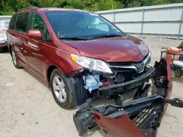 5TDKZ3DC6JS955016 2018 TOYOTA SIENNA LE-0