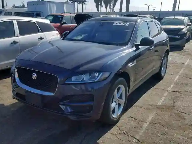 SADCJ2BN6HA091977 2017 JAGUAR F-PACE PREMIUM-1