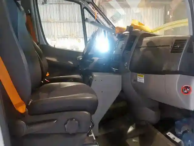 WD3PE7CD3HP412904 2017 MERCEDES-BENZ SPRINTER 2500-4