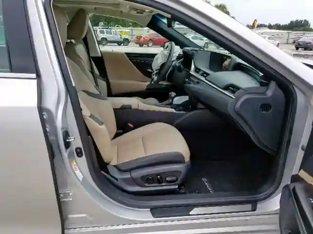 58ABZ1B17KU021101 2019 LEXUS ES 350-4