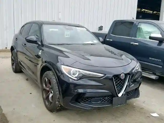 ZASFAKEV7J7C08965 2018 ALFA ROMEO STELVIO QUADRIFOGLIO-0