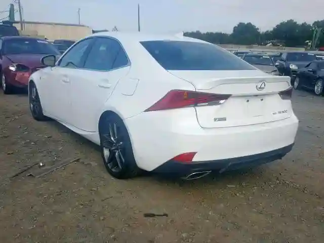 JTHC81D2XJ5028916 2018 LEXUS IS 300-2