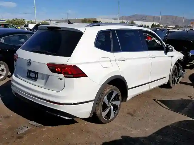 3VV3B7AX0JM153781 2018 VOLKSWAGEN TIGUAN SE-3
