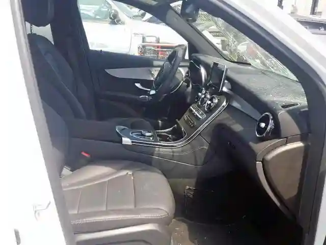 WDC0G4JB4KV180764 2019 MERCEDES-BENZ GLC 300-4