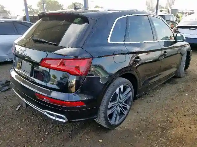 WA1A4AFY6J2020426 2018 AUDI SQ5 PREMIUM PLUS-3