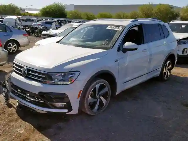 3VV3B7AX0JM153781 2018 VOLKSWAGEN TIGUAN SE-1