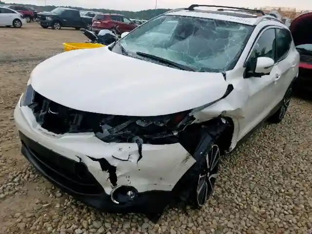 JN1BJ1CR2HW115412 2017 NISSAN ROGUE SPORT S-1