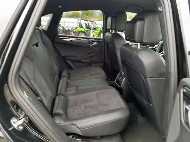 WP1AA2A59JLB16982 2018 PORSCHE MACAN-5