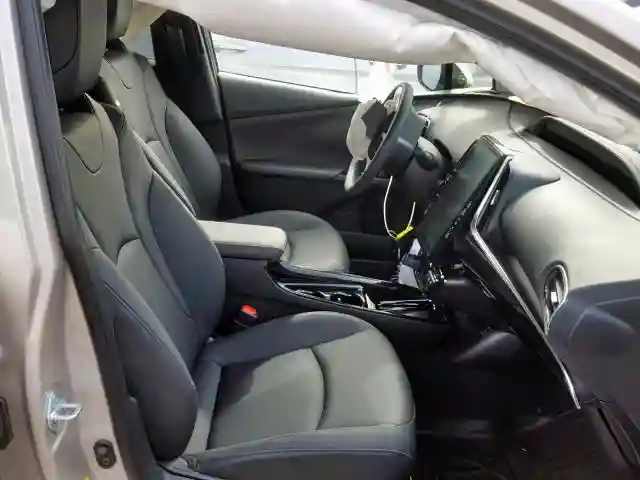 JTDKARFP2K3115375 2019 TOYOTA PRIUS PRIME-4