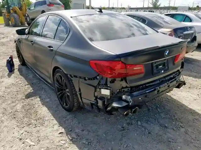 WBSJF0C5XJB283144 2018 BMW M5-2