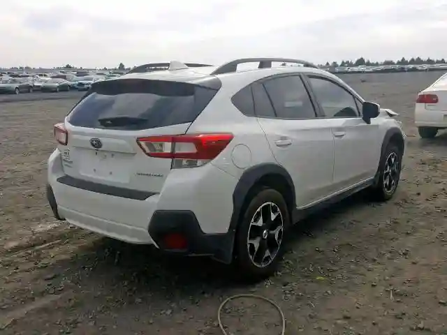 JF2GTABC1J8228550 2018 SUBARU CROSSTREK PREMIUM-3