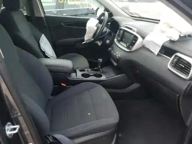 5XYPGDA30JG396873 2018 KIA SORENTO LX-4