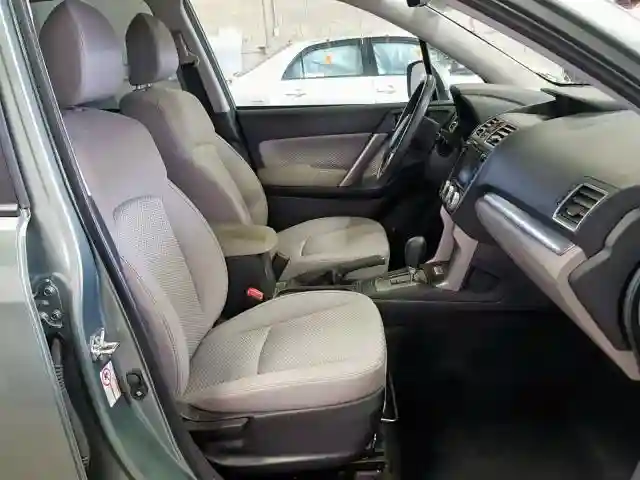 JF2SJAEC0JH535039 2018 SUBARU FORESTER 2.5I PREMIUM-4