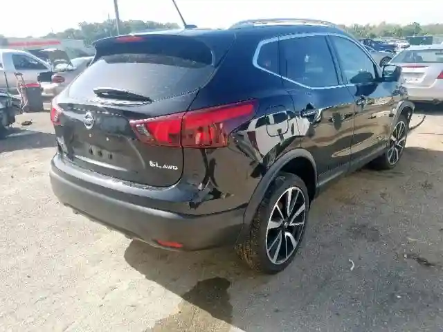 JN1BJ1CR5JW265004 2018 NISSAN ROGUE SPORT S-3