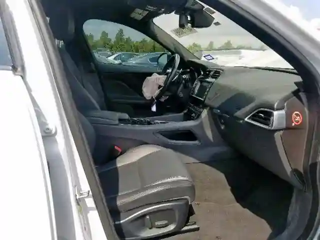 SADCJ2BV7HA089140 2017 JAGUAR F-PACE PREMIUM-4