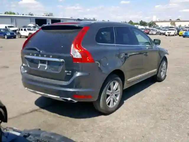 YV4902RM3G2804569 2016 VOLVO XC60 T6-3