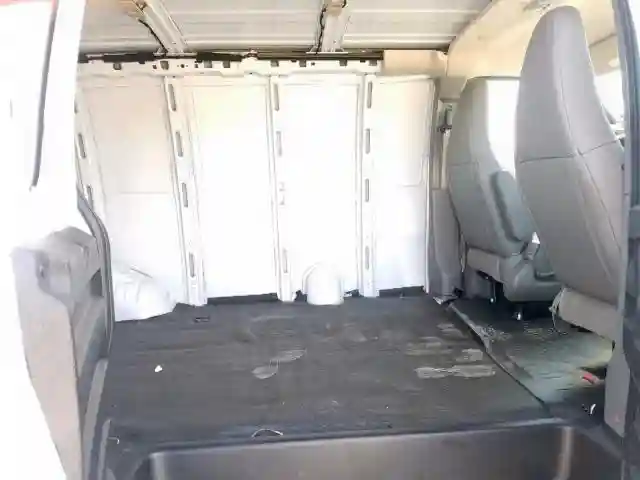 1GCWGAFG4K1196473 2019 CHEVROLET EXPRESS G2500-5