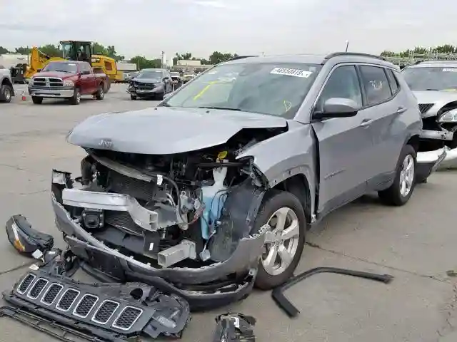 3C4NJDBB0JT331416 2018 JEEP COMPASS LATITUDE-1
