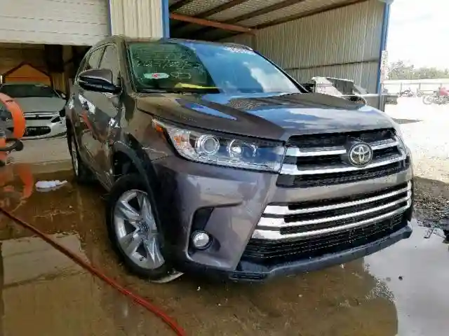 5TDYZRFH3JS252883 2018 TOYOTA HIGHLANDER LIMITED-0