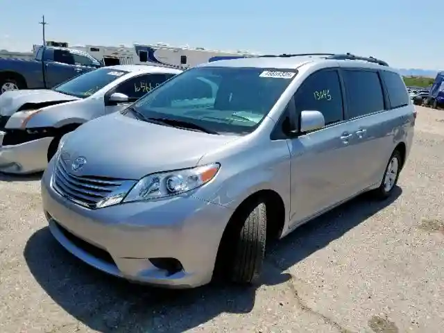 5TDKZ3DC2HS802076 2017 TOYOTA SIENNA LE-1