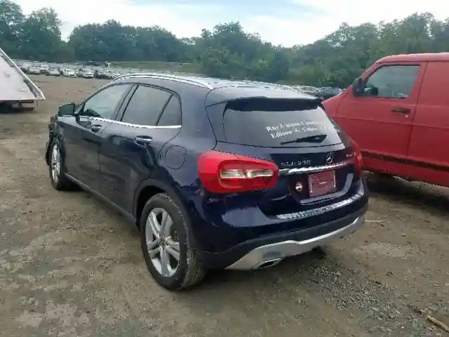 WDCTG4GB6KJ580790 2019 MERCEDES-BENZ GLA 250 4MATIC-2