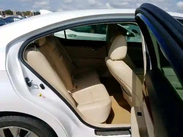 JTHBW1GGXF2089877 2015 LEXUS ES 300H-5