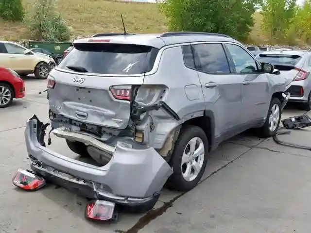 3C4NJDBB0JT331416 2018 JEEP COMPASS LATITUDE-3