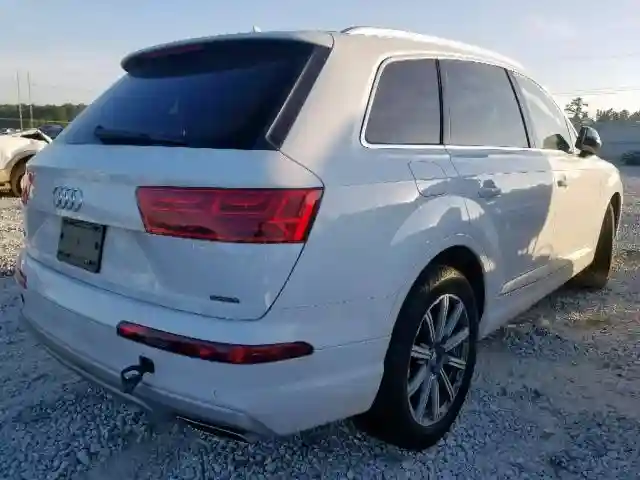 WA1AHAF7XKD029390 2019 AUDI Q7 PREMIUM-3