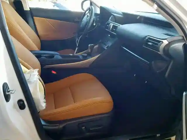 JTHBA1D2XK5098482 2019 LEXUS IS 300-4