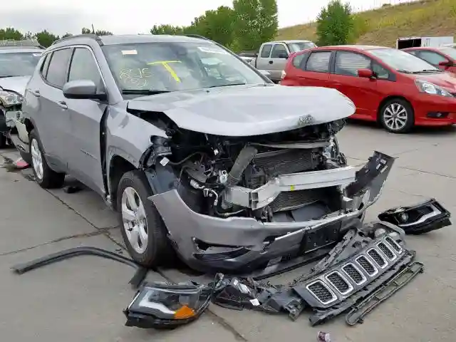 3C4NJDBB0JT331416 2018 JEEP COMPASS LATITUDE-0