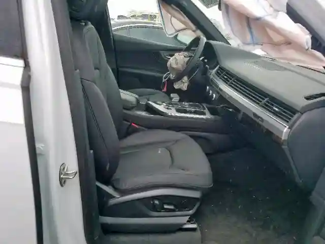 WA1AHAF7XKD029390 2019 AUDI Q7 PREMIUM-4