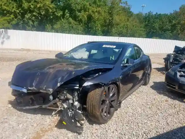 5YJSA1C21JF276213 2018 TESLA MODEL S-1