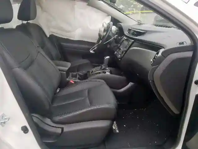 JN1BJ1CRXHW130014 2017 NISSAN ROGUE SPORT S-4