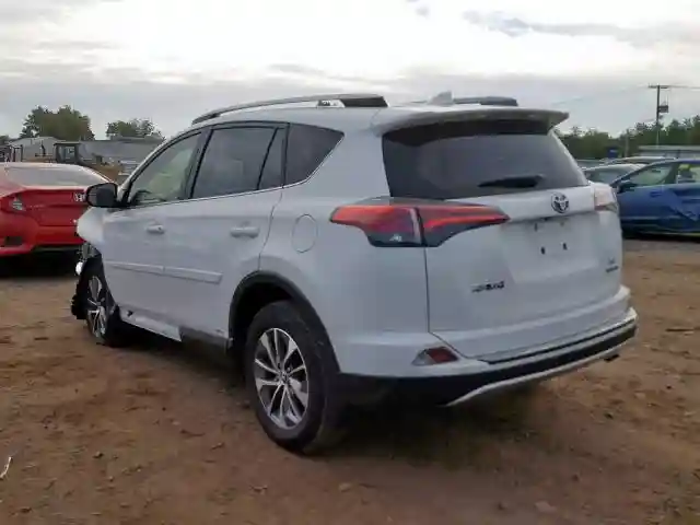 JTMRJREV4JD251045 2018 TOYOTA RAV4 HV LE-2