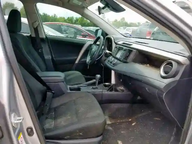 2T3ZFREV5JW438928 2018 TOYOTA RAV4 LE-4