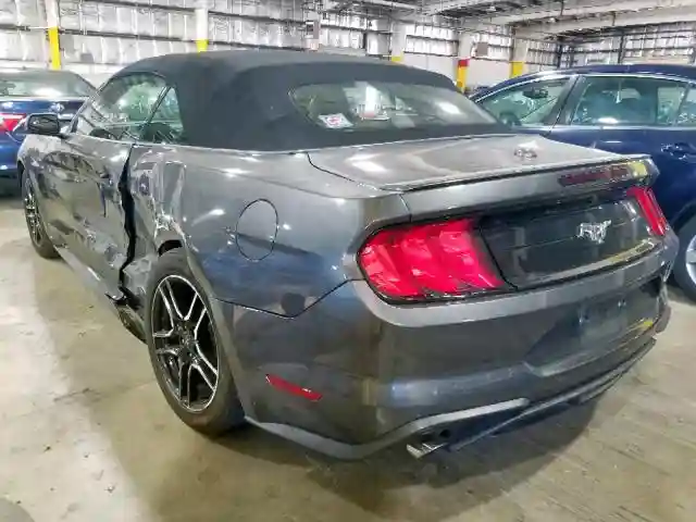 1FATP8UH3J5155109 2018 FORD MUSTANG-2