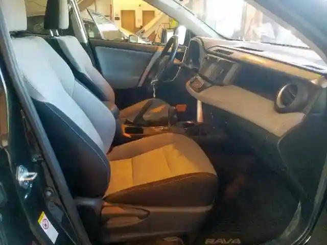 JTMRJREV2GD023599 2016 TOYOTA RAV4 HV XLE-4