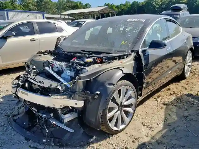 5YJ3E1EBXJF078691 2018 TESLA MODEL 3-1