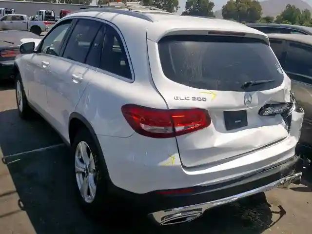 WDC0G4JB9JV066323 2018 MERCEDES-BENZ GLC 300-2