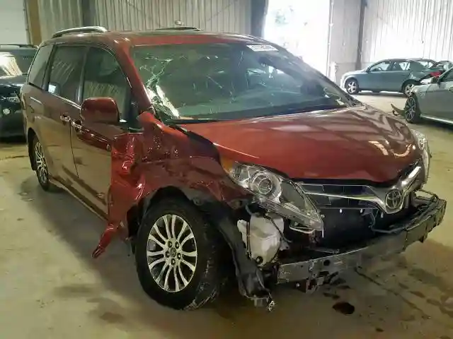 5TDYZ3DC1JS958108 2018 TOYOTA SIENNA XLE-0