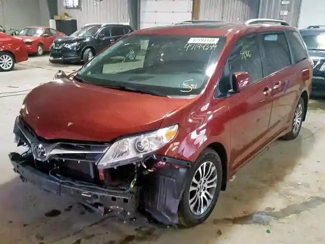 5TDYZ3DC1JS958108 2018 TOYOTA SIENNA XLE-1