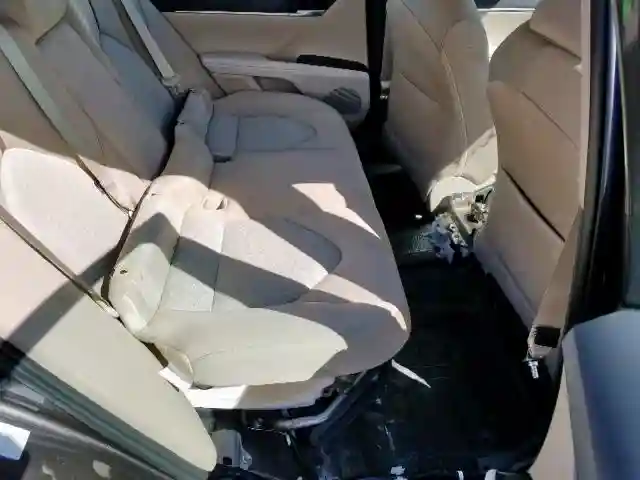 4T1B31HK9KU512228 2019 TOYOTA CAMRY LE-5