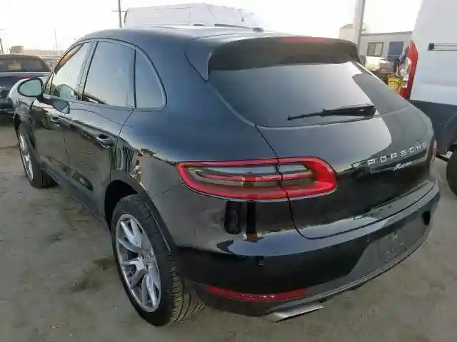 WP1AA2A51JLB19651 2018 PORSCHE MACAN-2
